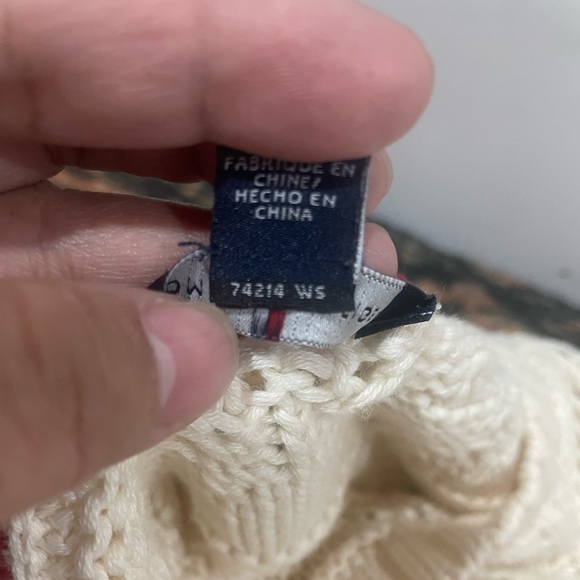 Tommy Hilfiger loose knitted long sweater. Size Small. Used just once. - Picture 3 of 9